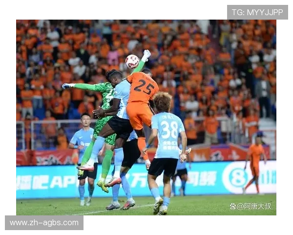 中超联赛第三名争夺战激烈程度及球队战略分析