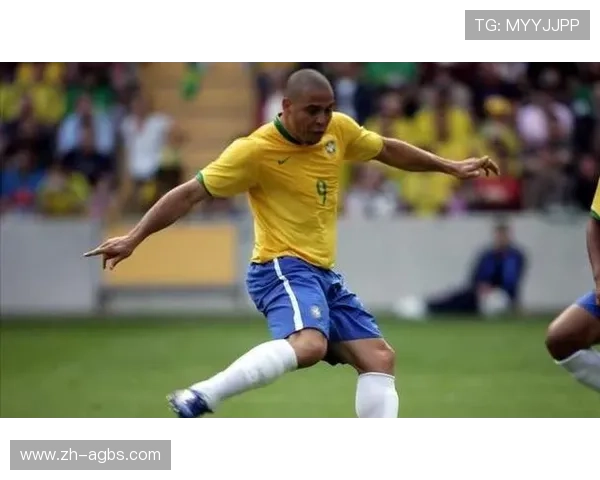 足球赛事中的经典时刻与球员回顾